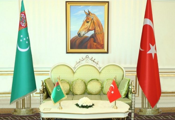 Meeting of the President of Turkmenistan with the President of the Republic of Turkey